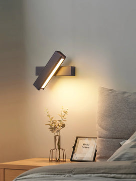 Clasp Wall Lamp