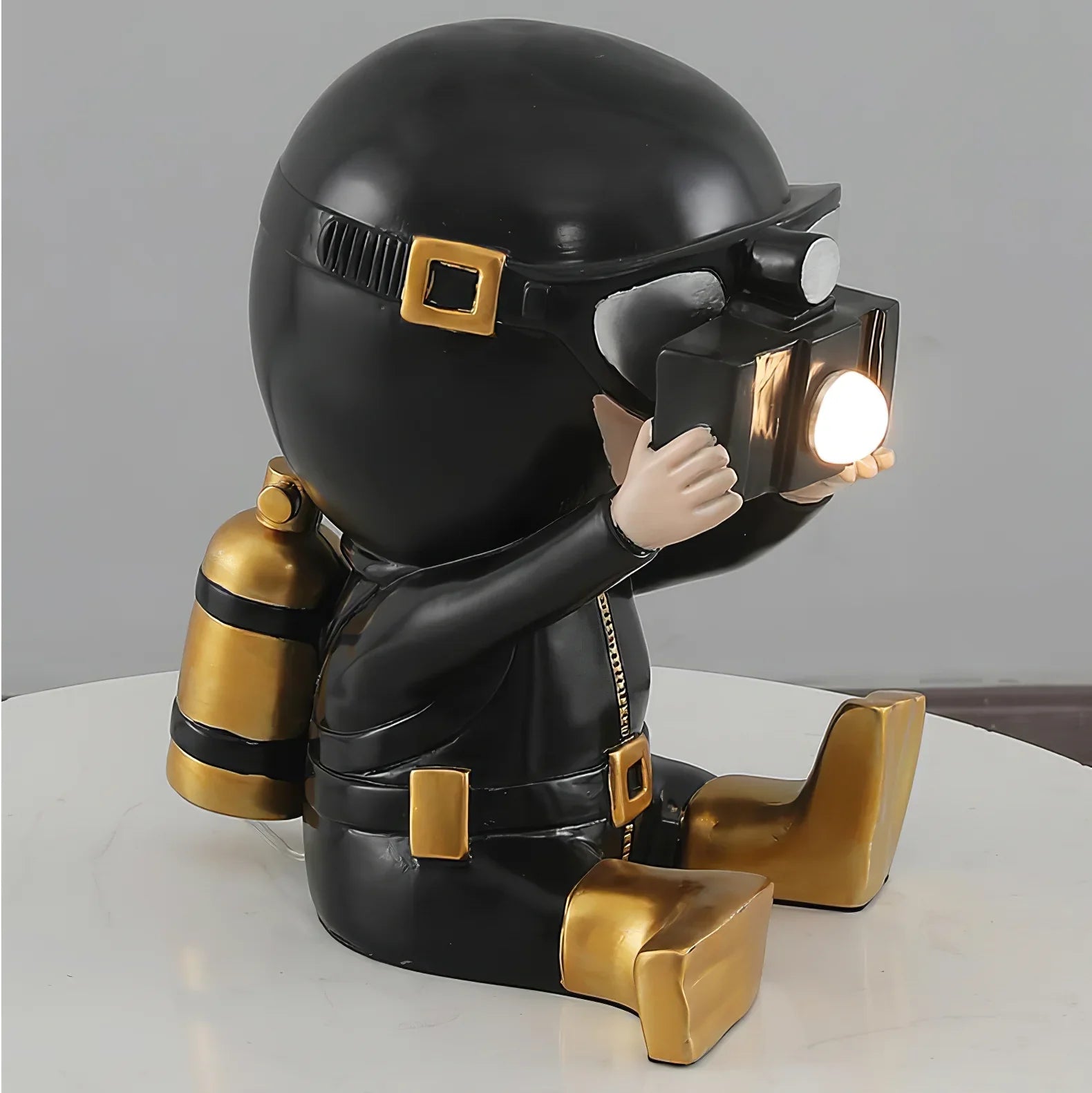 Diver Table Lamp