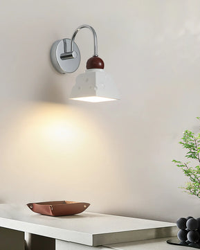 Alma Wall Light