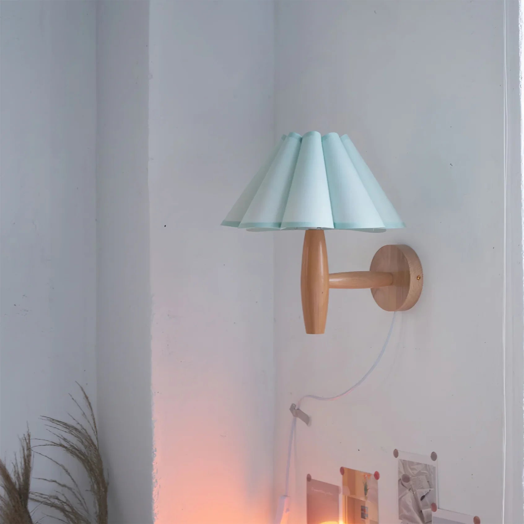 Vintage Fluted Plug In Wall Lamp