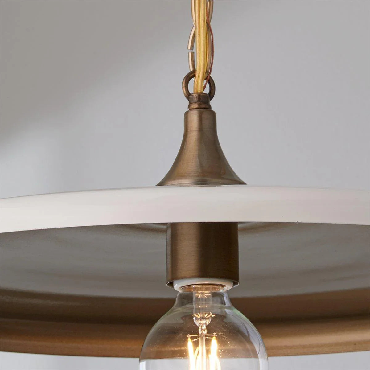 Julia Victor Pendant Lamp