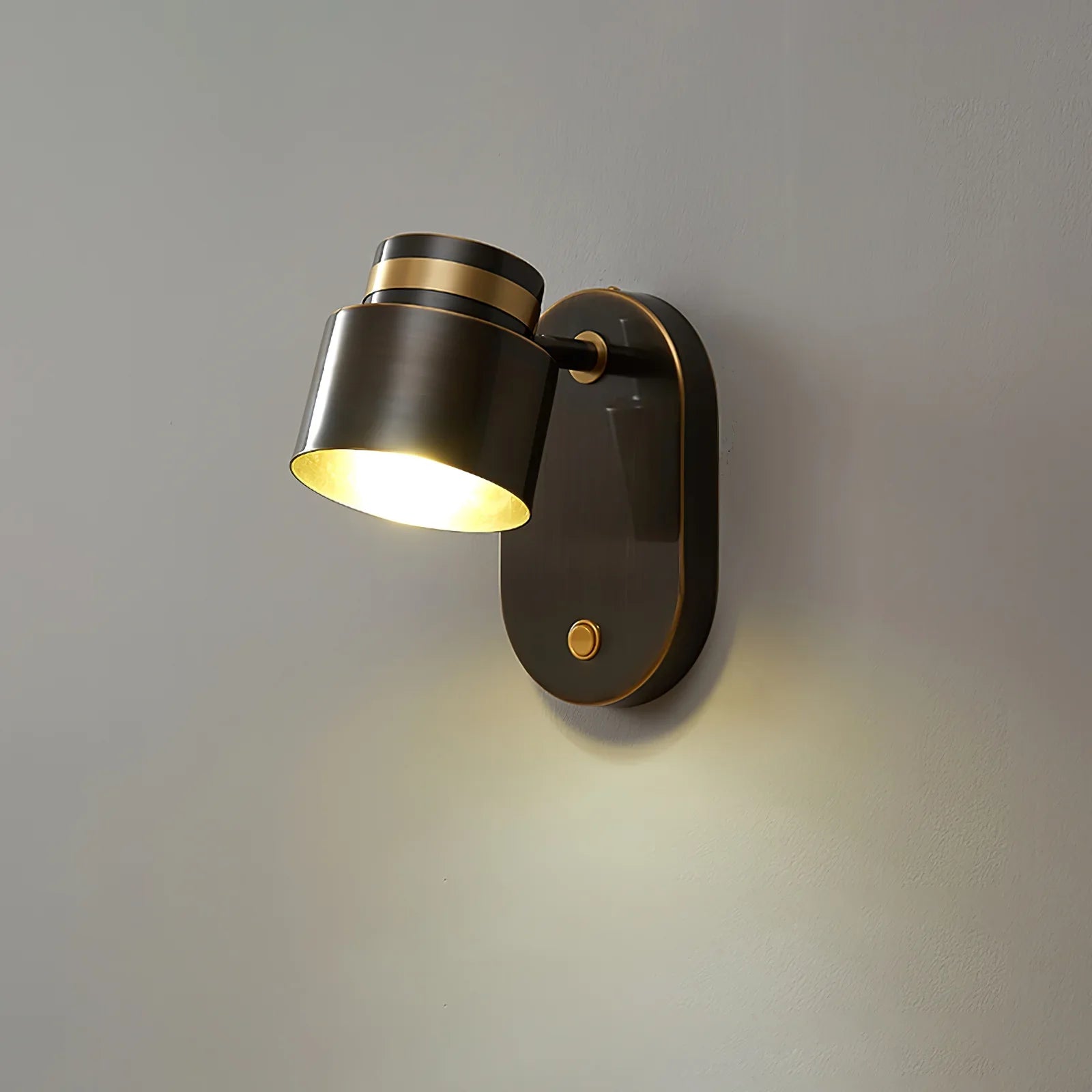 Brass Cylinder Wall Lamp