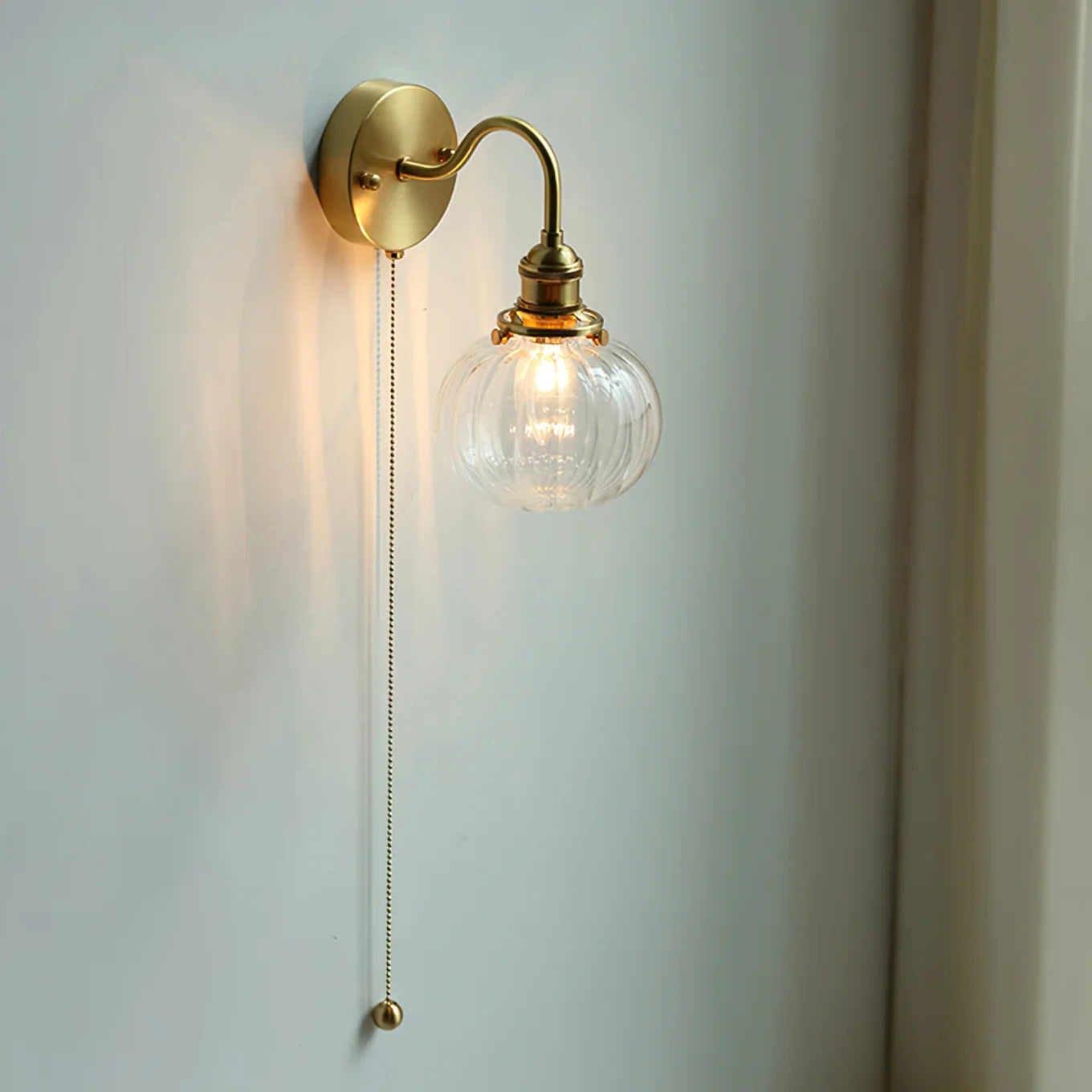 Wingbo Glass Wall Lamp