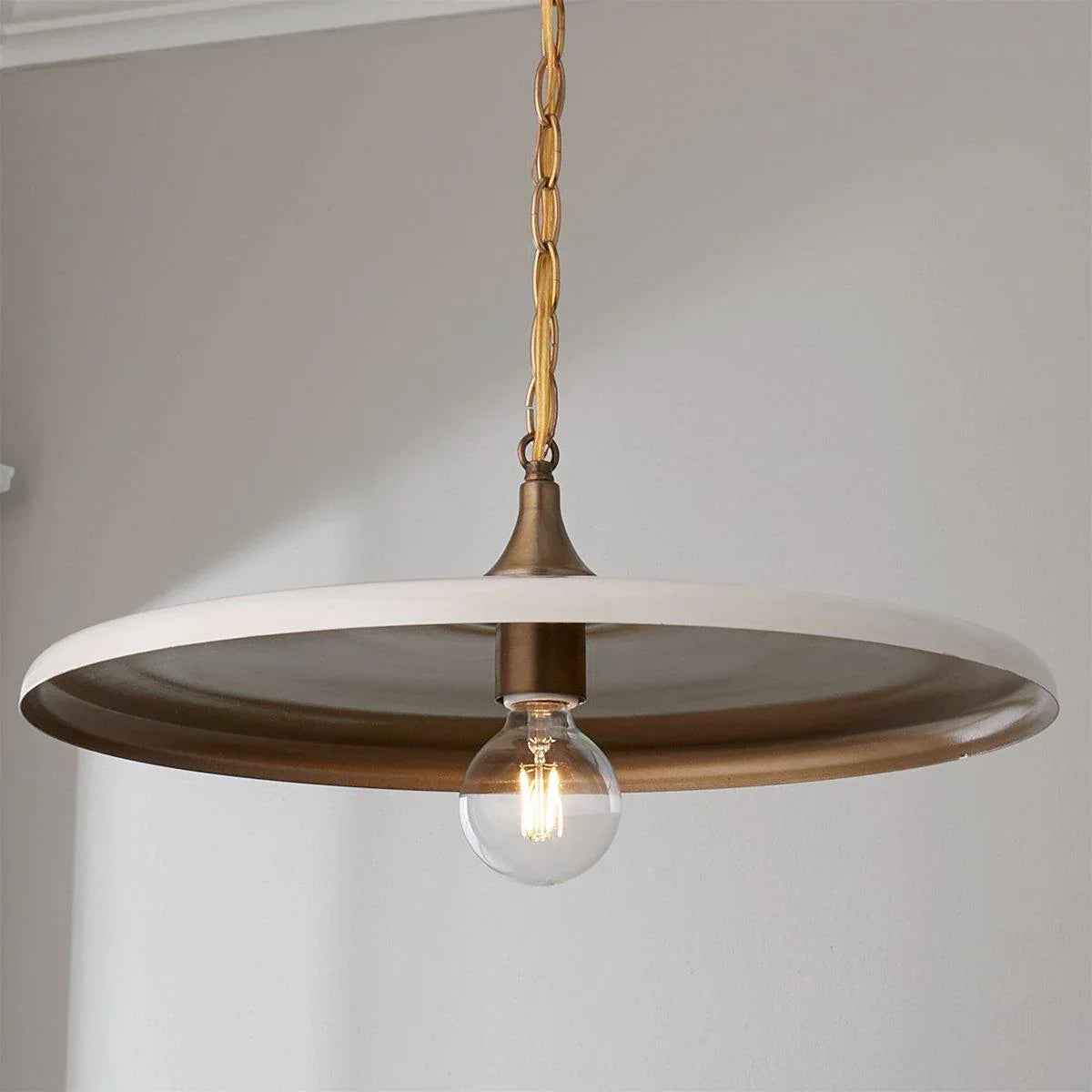 Julia Victor Pendant Lamp