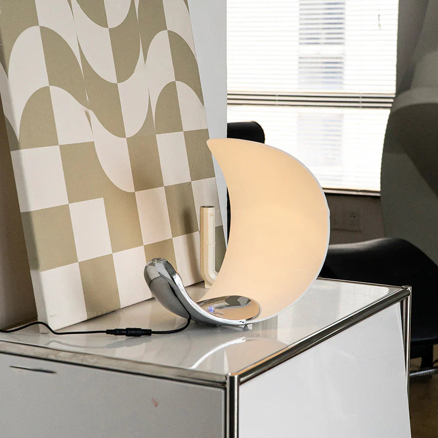 Curl Table Lamp