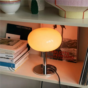 Minimalist Bauhaus Glass Table Lamp S22