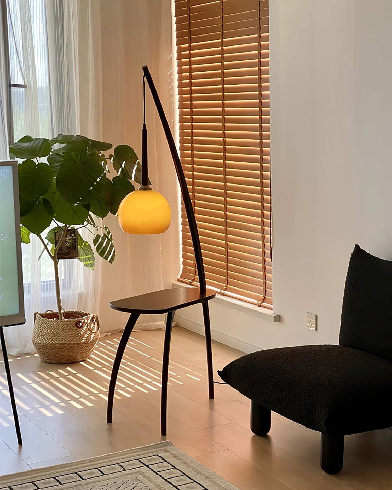 Domus Pollo Floor Lamp