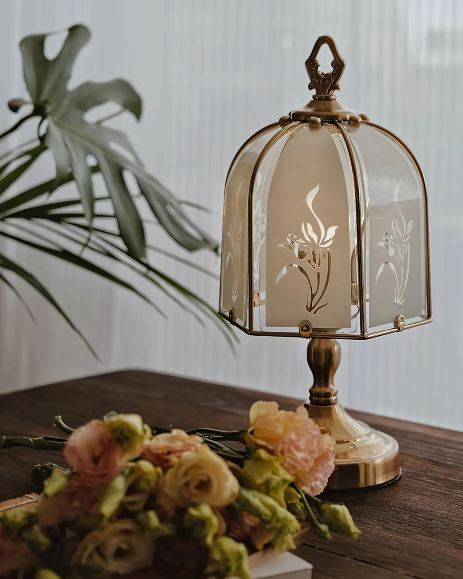 Orchid Glass Table Lamp