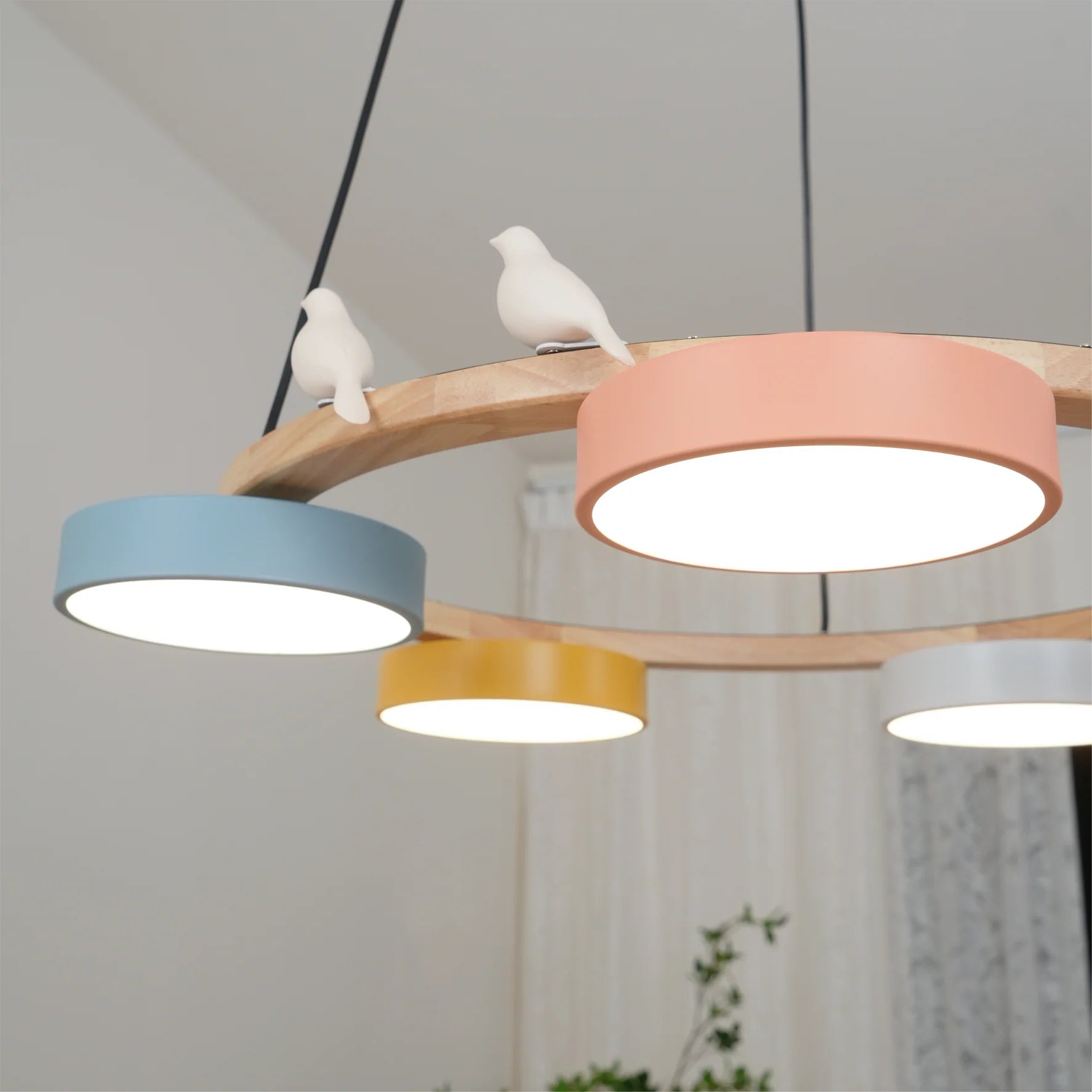 Sienna Bird Round Chandelier