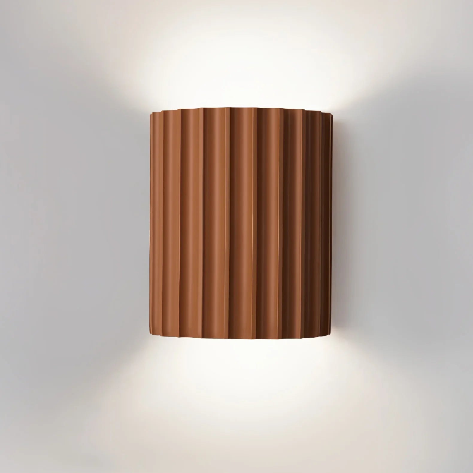 Fluted Resin Wall Lamp