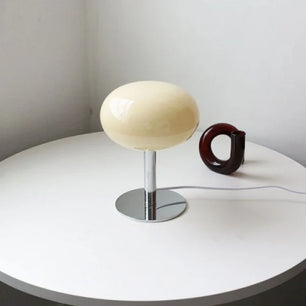 Minimalist Bauhaus Glass Table Lamp S22