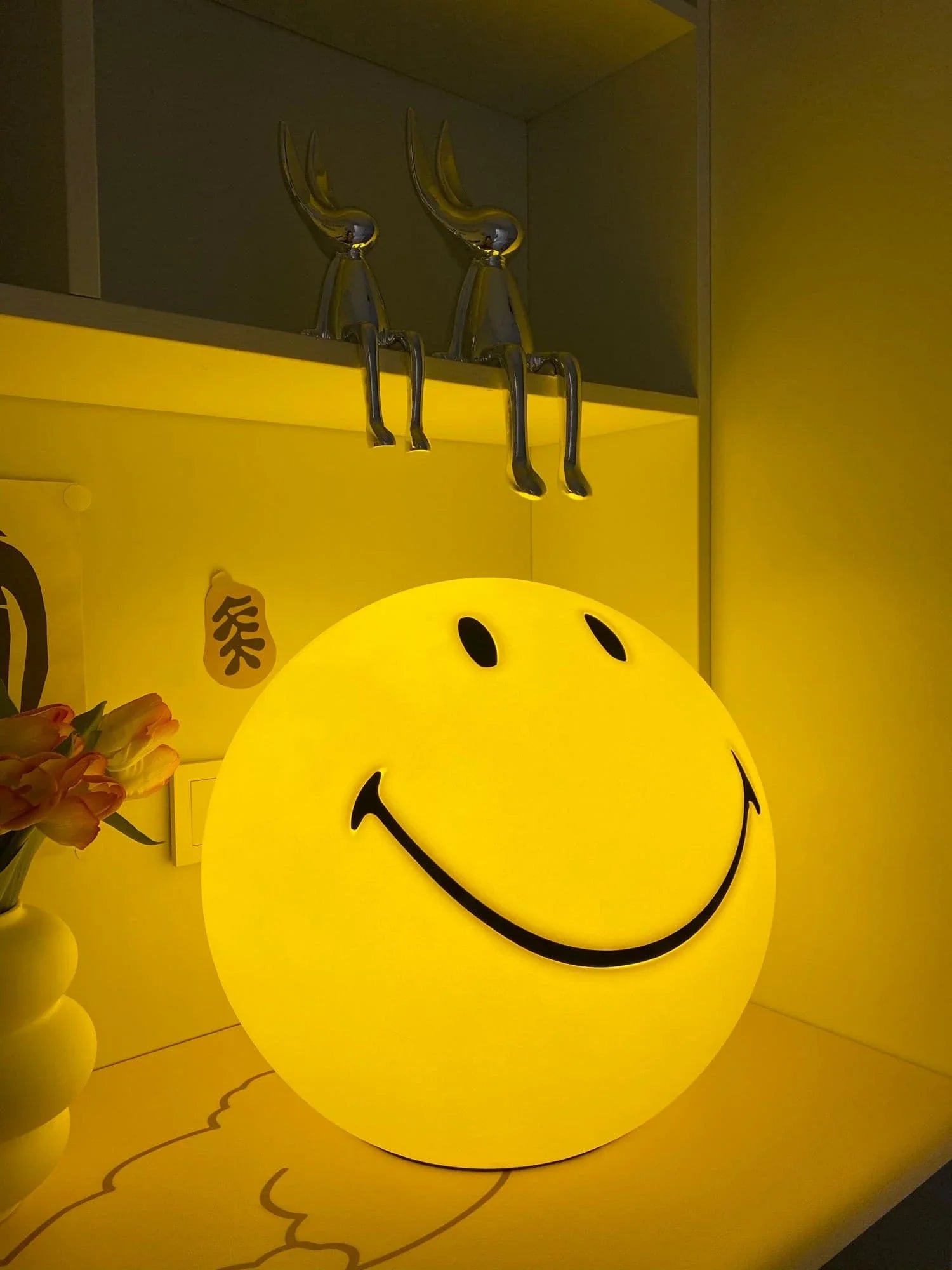 Mr Maria Smiley Table Lamp