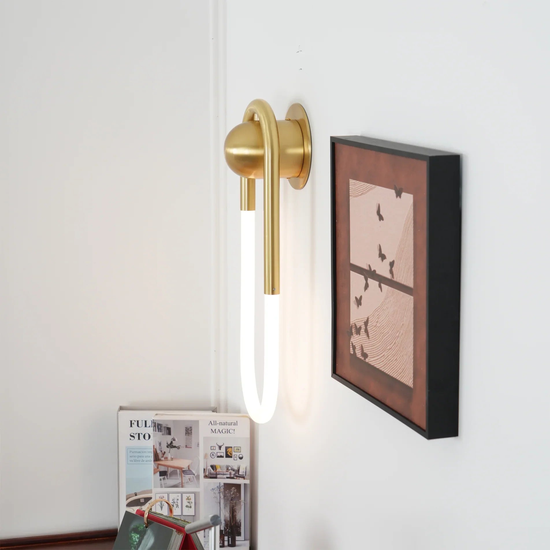 Rudi Loop Wall Lamp