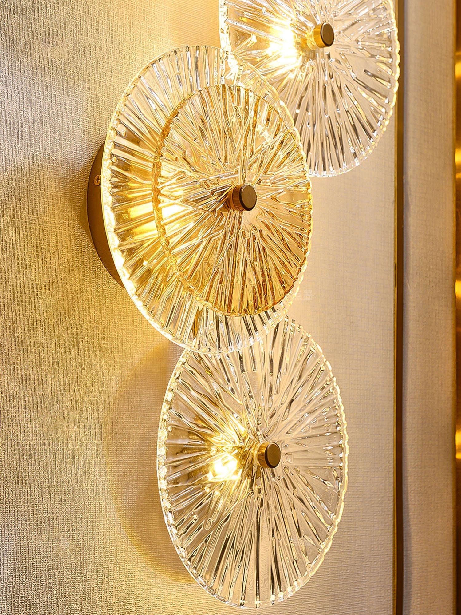 Lotus Leaves Wall Lamp