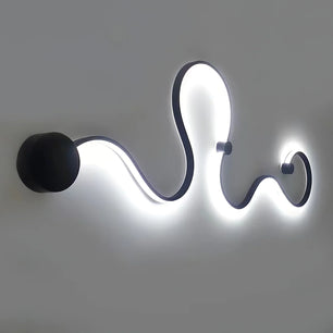 Snake Wall Lamp