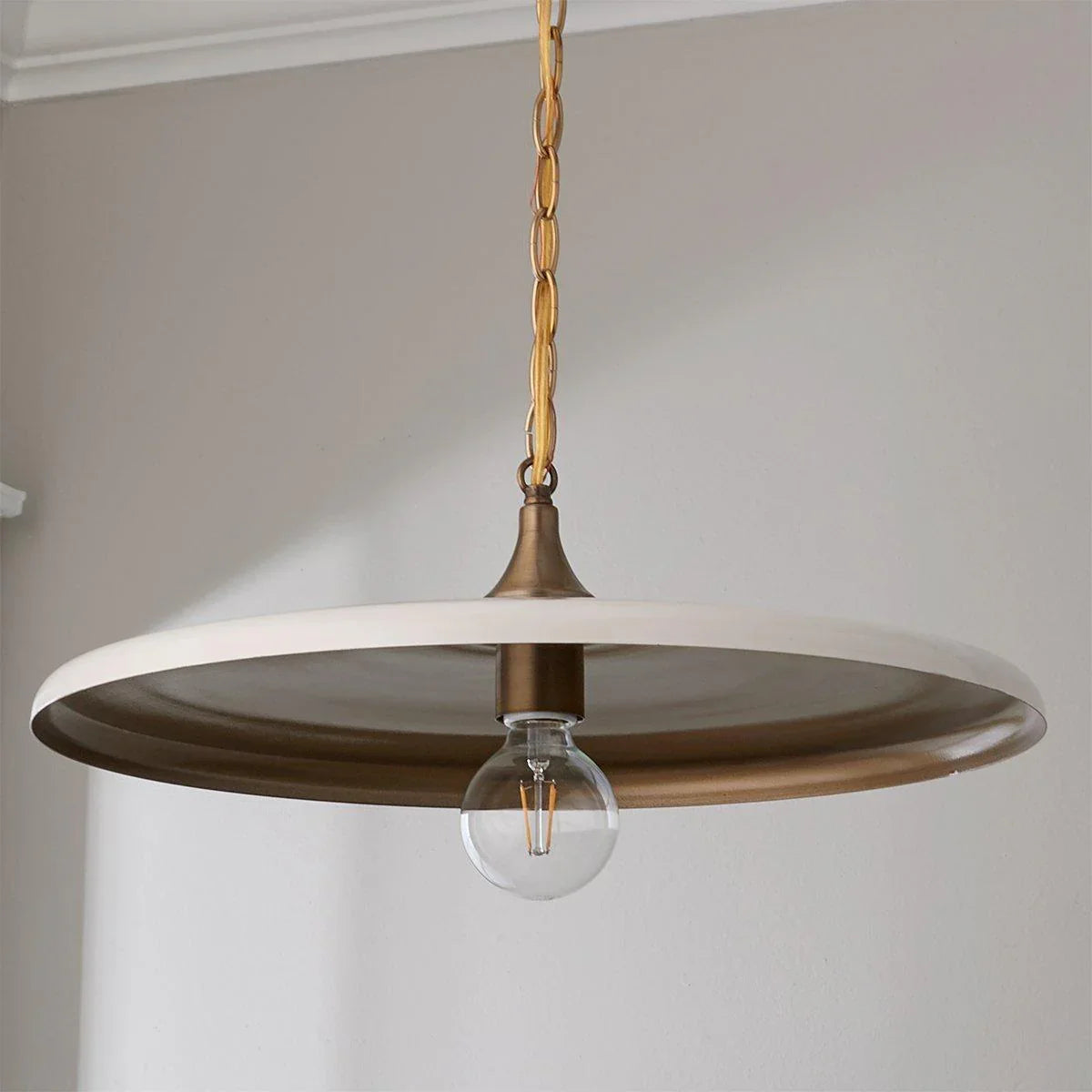 Julia Victor Pendant Lamp