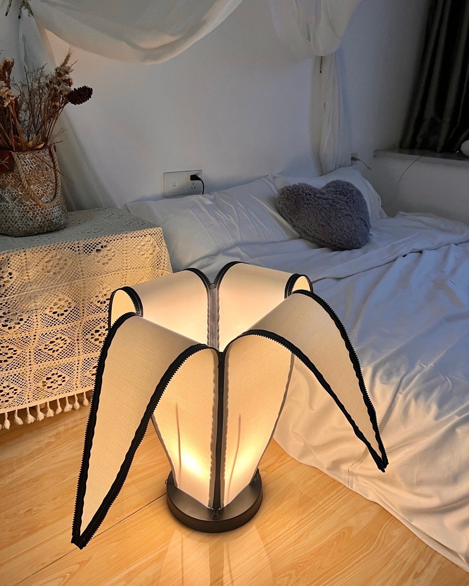 Banana Table Lamp