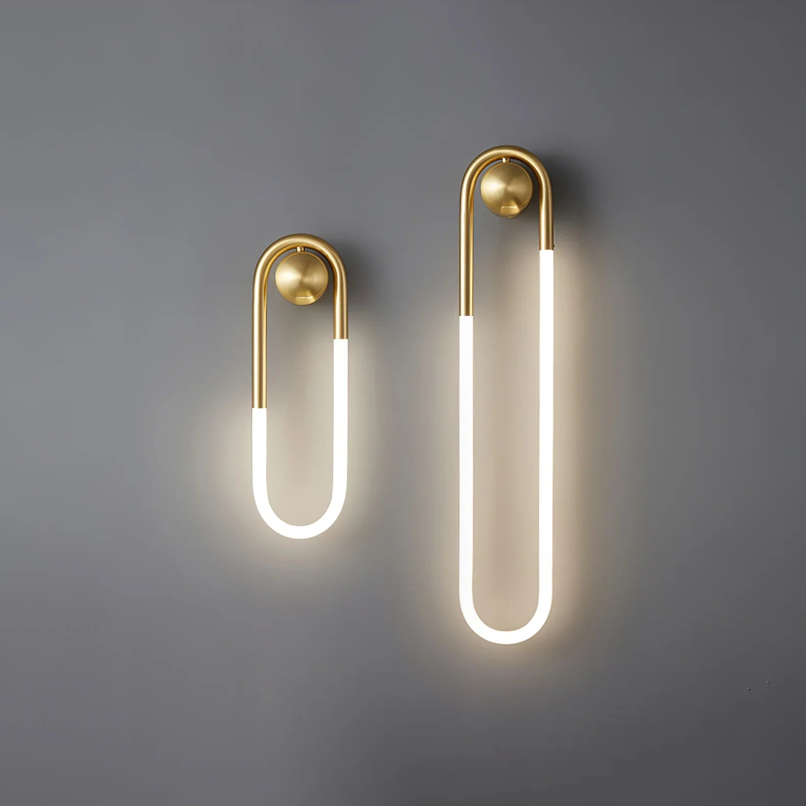 Rudi Loop Wall Lamp