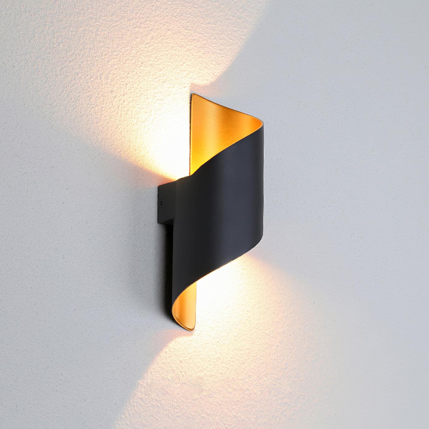 Helix Wall Lamp