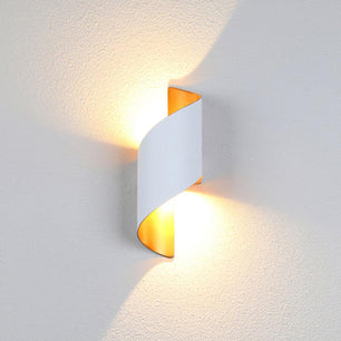 Helix Wall Lamp