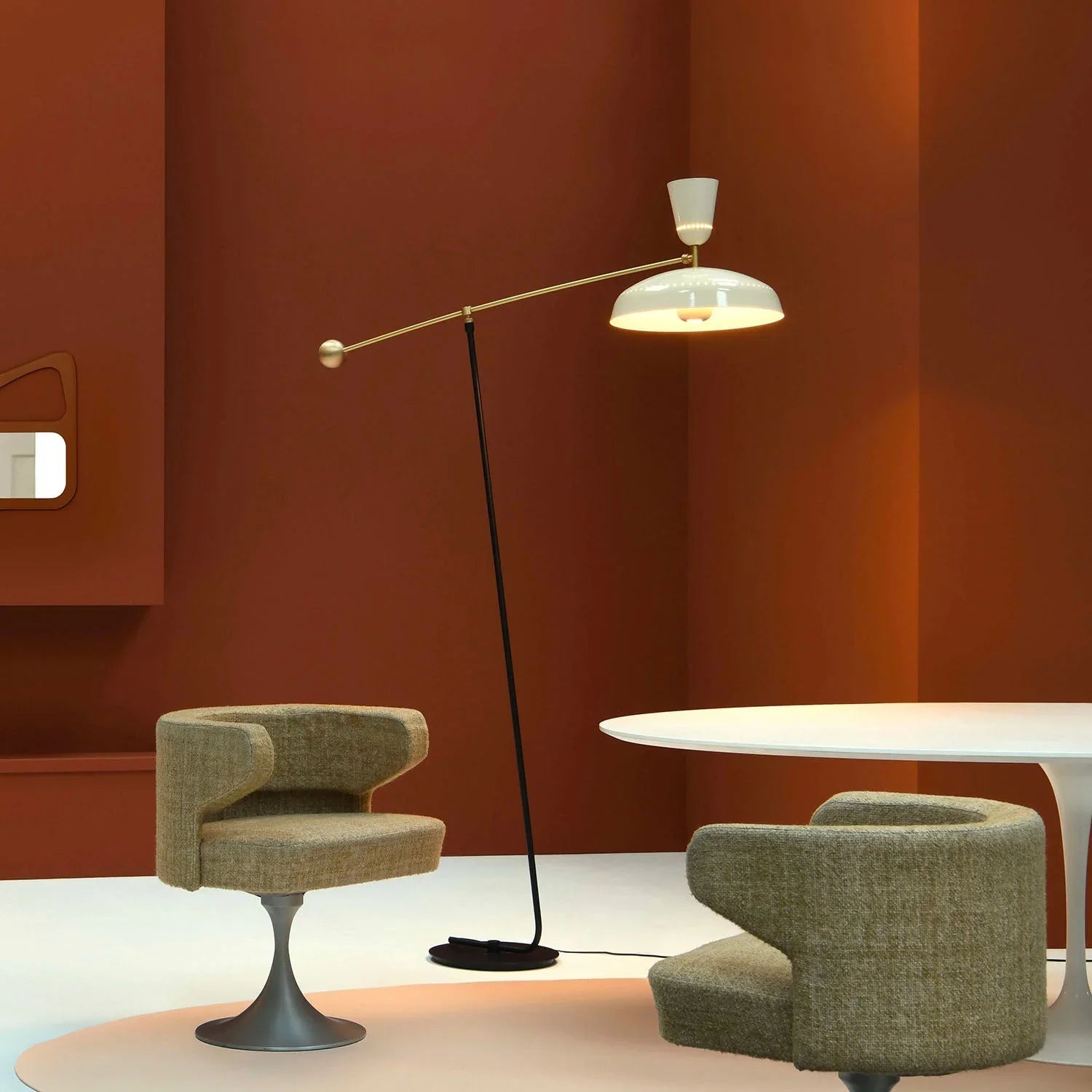 G1 Floor Lamp