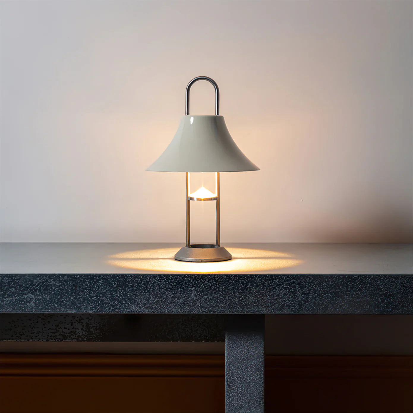 Mousqueton Outdoor Built-in Battery Table Lamp