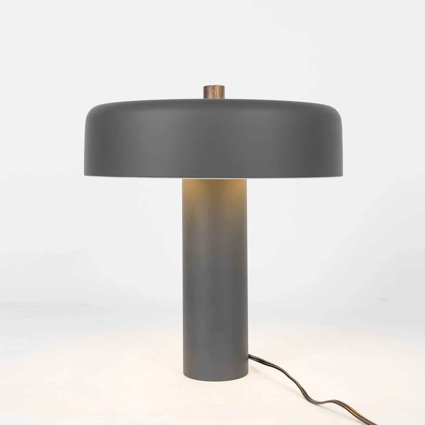 Kunk Table Lamp