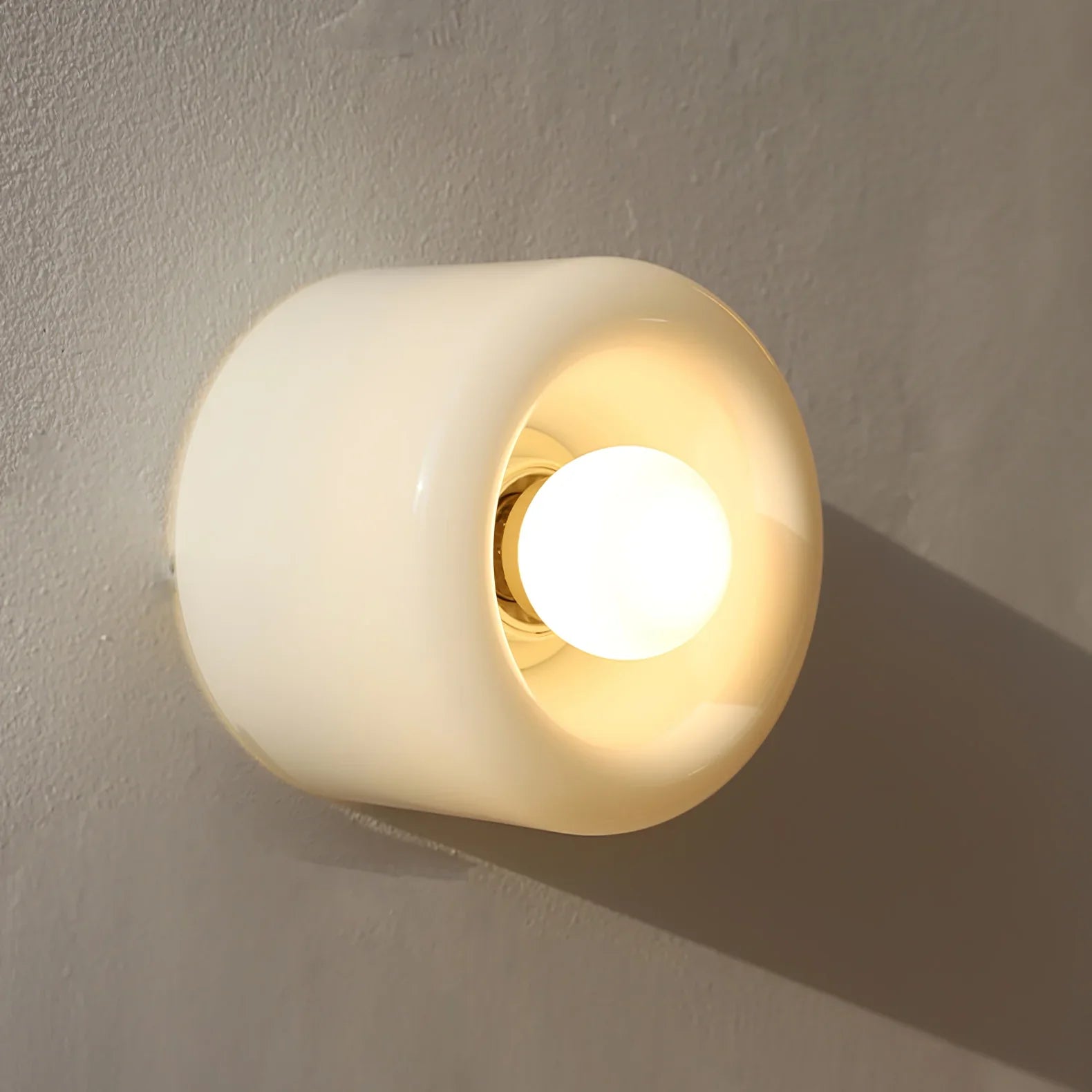 Round Glass Wall Lamp