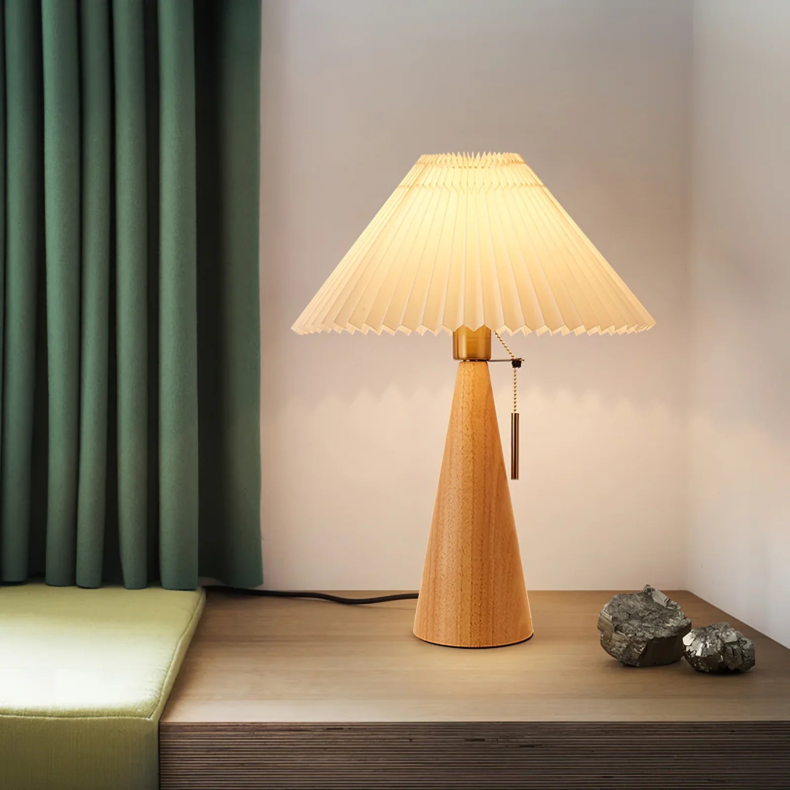 Stringer Table Lamp