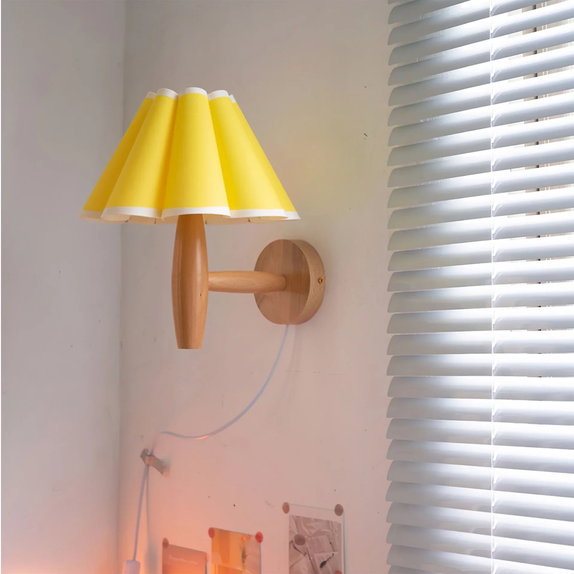 Vintage Fluted Plug In Wall Lamp