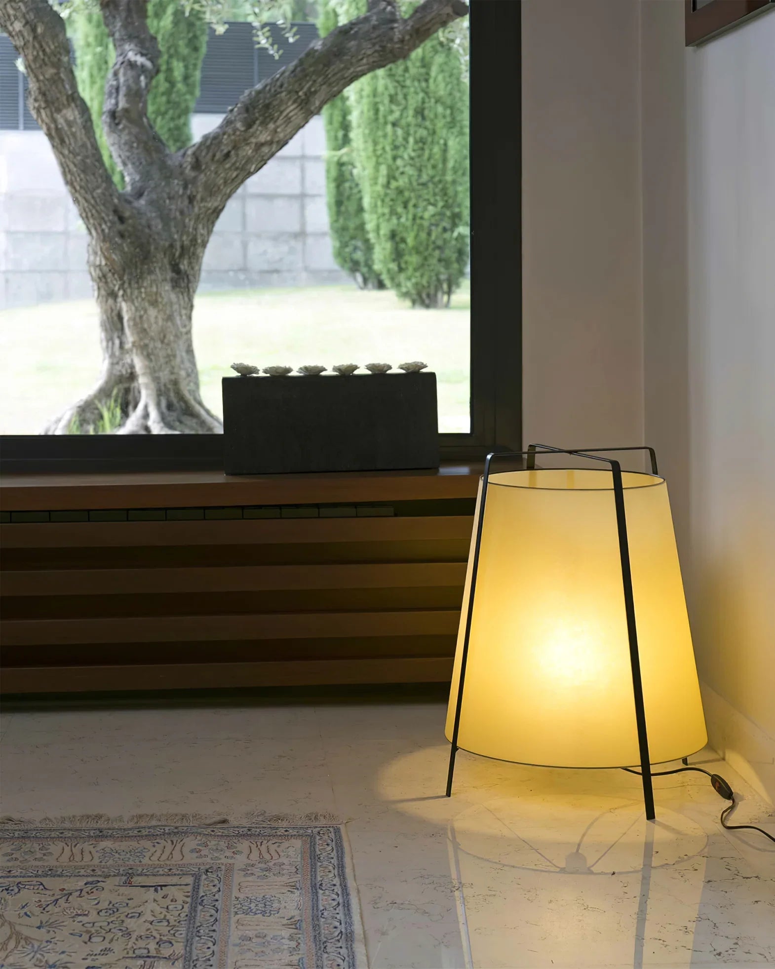 Akane Table Lamp