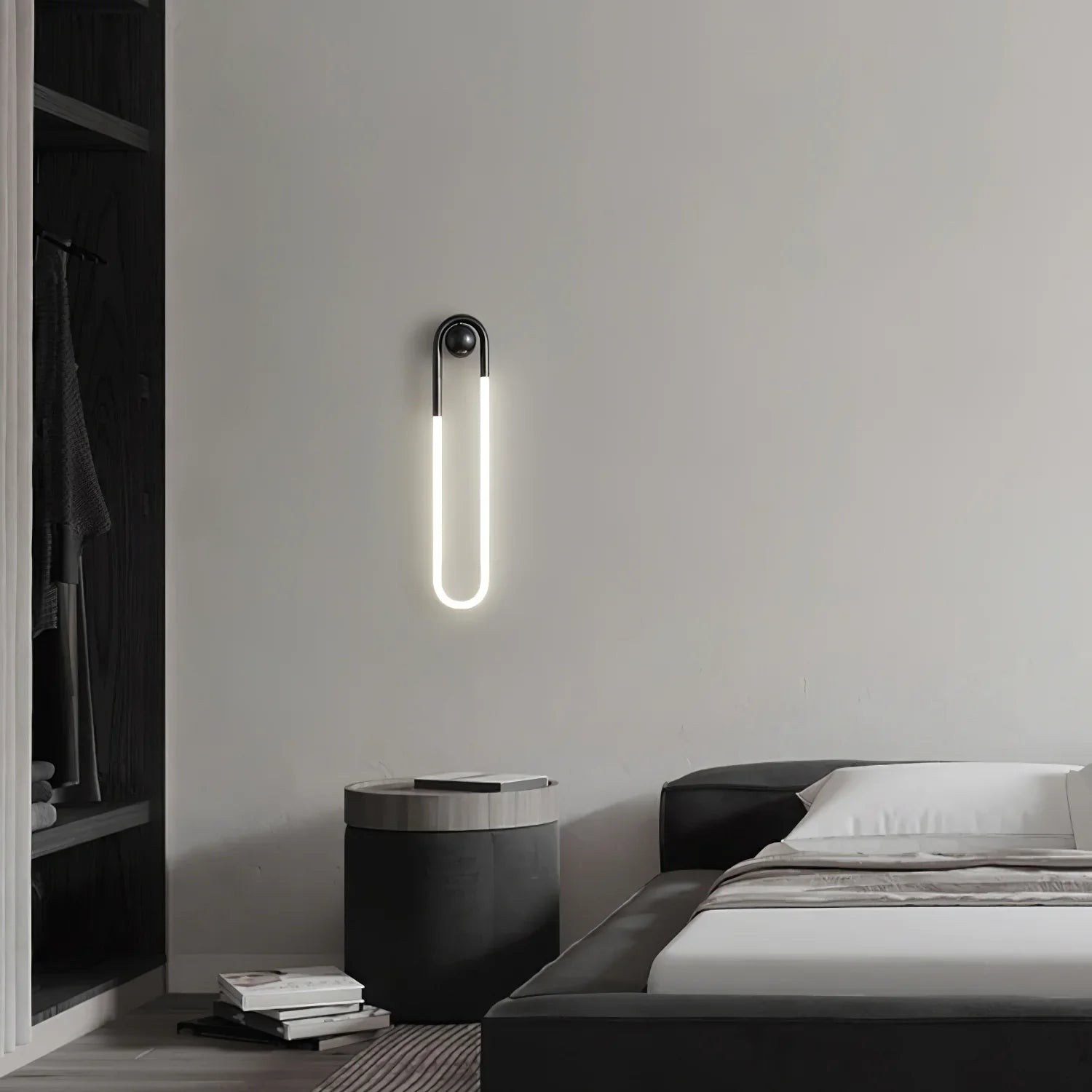 Rudi Loop Wall Lamp