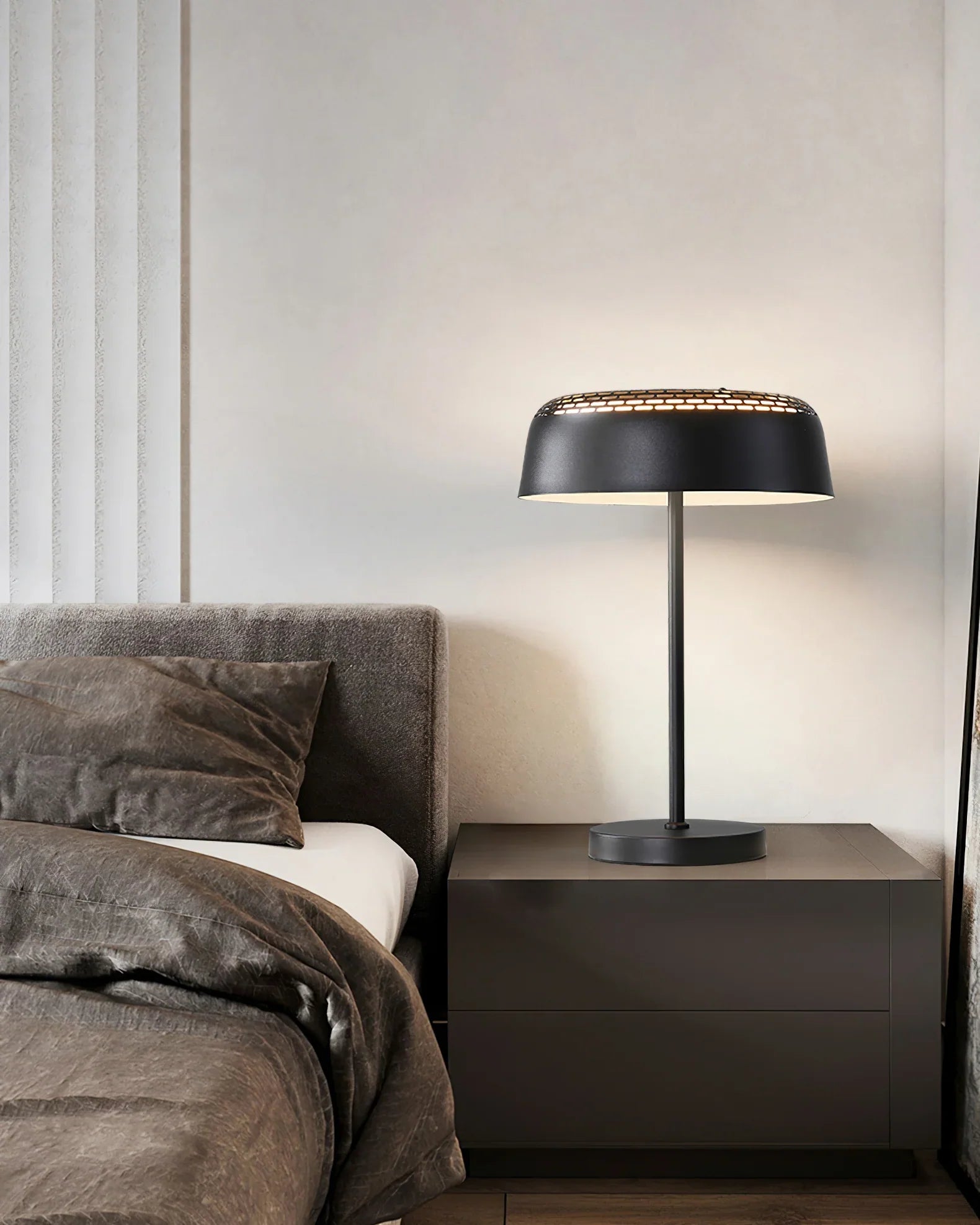 Ring T1 Table Lamp