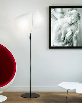 Manta Floor Lamp