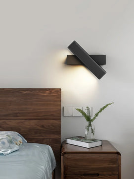 Clasp Wall Lamp