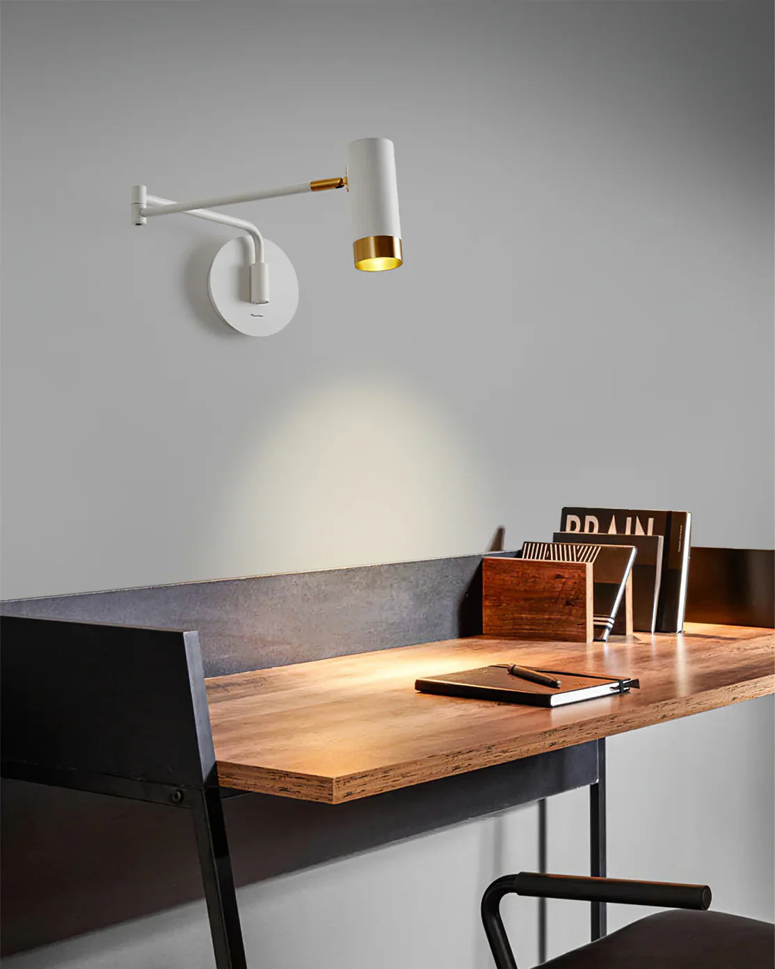 Fumi Swing Wall Lamp