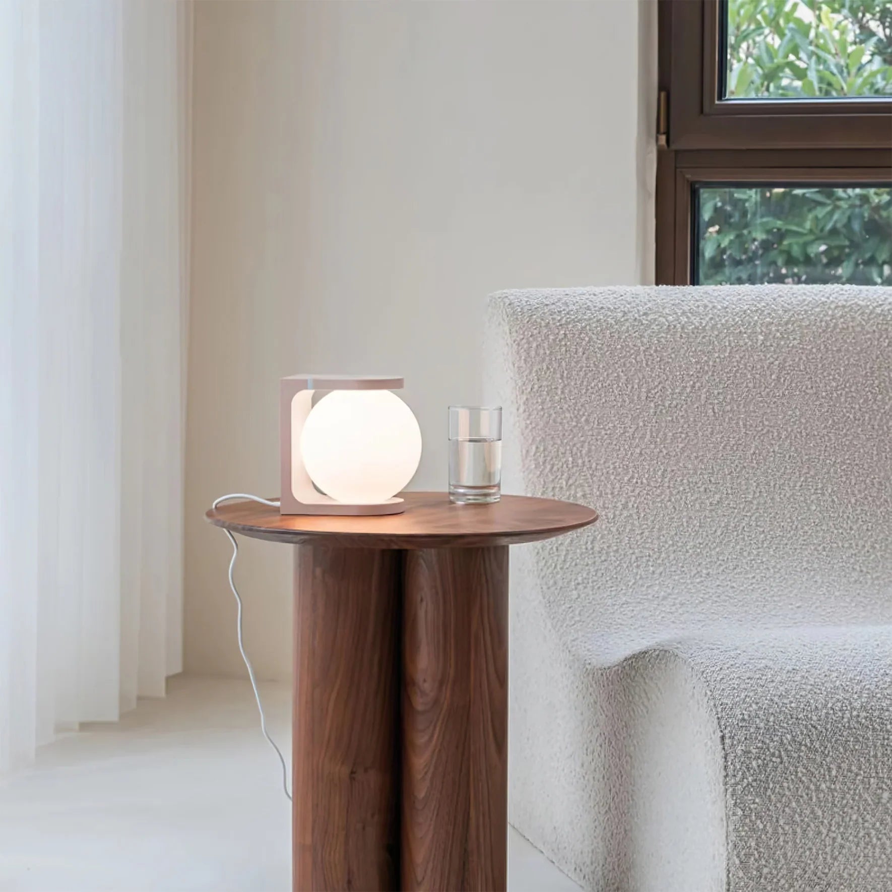 Plat Table Lamp