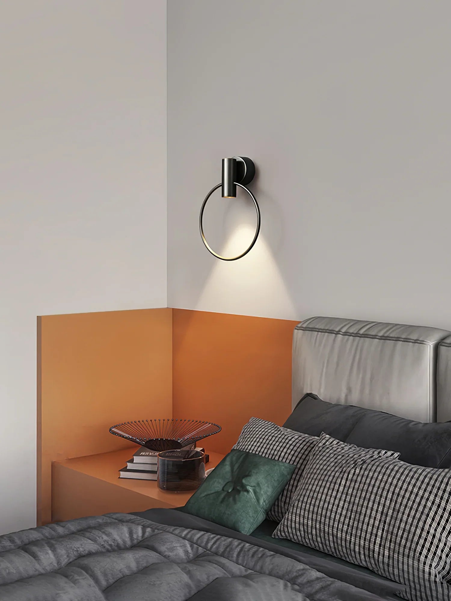 Aura Wall Lamp