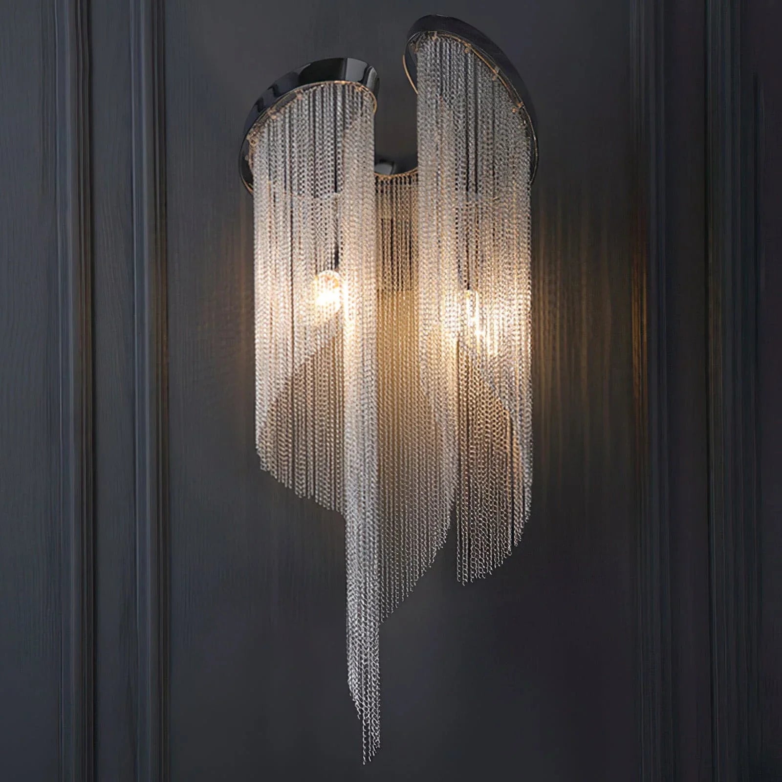 Chain Tassel Wall Lamp