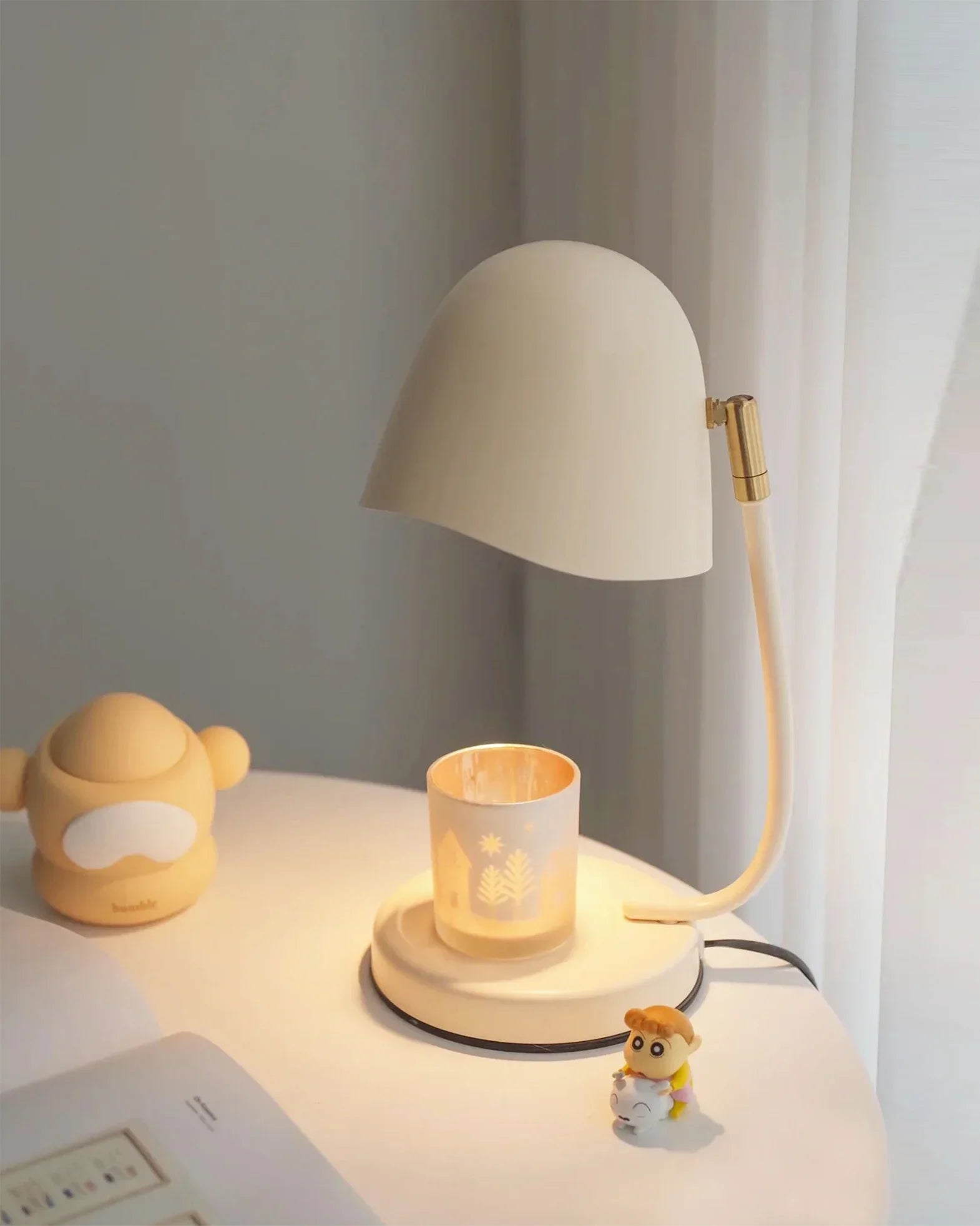 Breez Candle Table Lamp