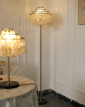 Vivant Shell Floor Lamp