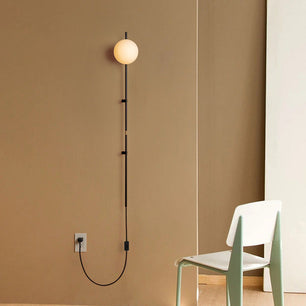 Lynea Wall Lamp